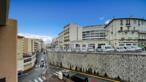 Agreable 23 Pieces Cannes Centre